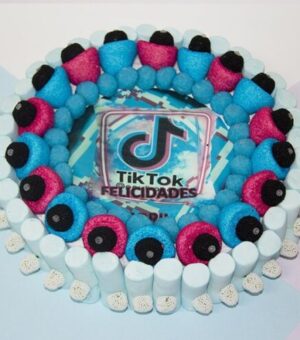 Tarta tiktok de gominolas