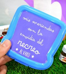 sandwichera con nombre propio
