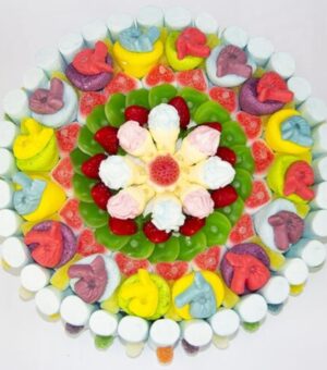 Tarta elaborada con gominolas