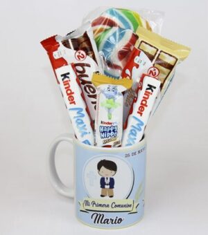 Taza para comunión de niño rellena