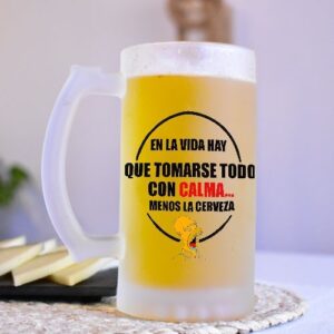 Jarra-de-cerveza.-La-vida-hay-que-tomarsela-con-calma