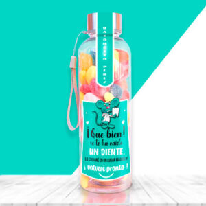 Botella con chuches para regalar a un niño que se le ha caído un diente.