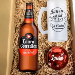 Estuche de navidad con cerveza jarra y bola.