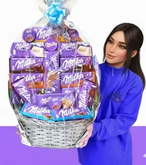 Cesta con surtido de chocolates