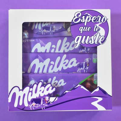 Caja llena de chocolates Milka.