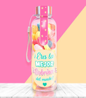 Botellas con chuches para regalar a una sobrina.