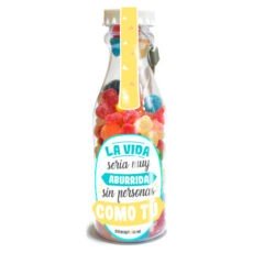 Botella llena de chuche para amiga