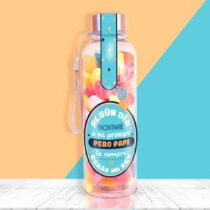 Botella rellena de chuches para regalar a papá.