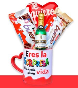 Taza para regalar a tu pareja. Eres la sorpresa más bonita d e mi vida.