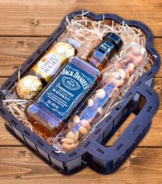 Caja de madera en forma de jarra. Para papá.