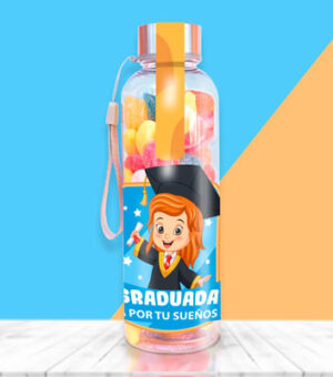 Botella con chuches para una niña graduado.