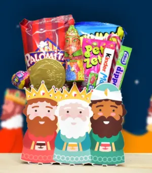 Caja de madera, con los 3 Reyes Magos. Melchor Gaspar y Baltasar.