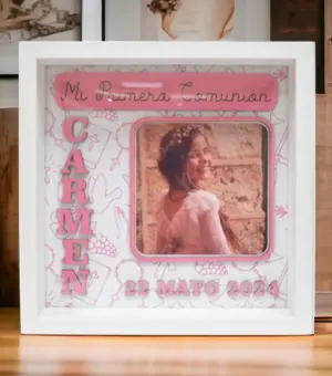 Marco para regalar en comunión de niña.
