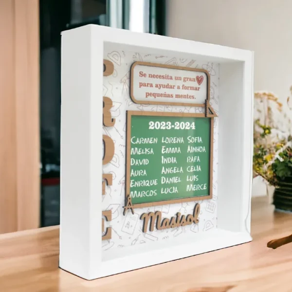 Marco de madera personalizado, regalo para profes.