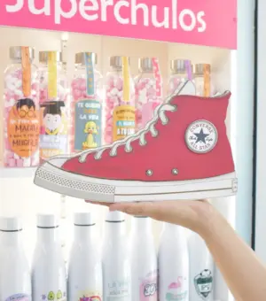 Caja converse 3D