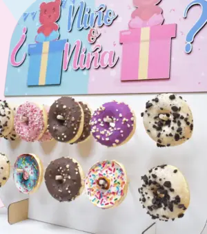 Expositor donuts baby shower niño o niña