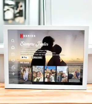 Marco tipo Netflix para regalar a tu pareja. Cuadro con historia Netflix