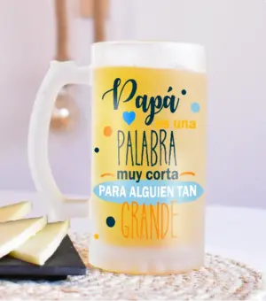 Jarra de cerveza con capacidad de 500 ml y mensaje para tu padre.