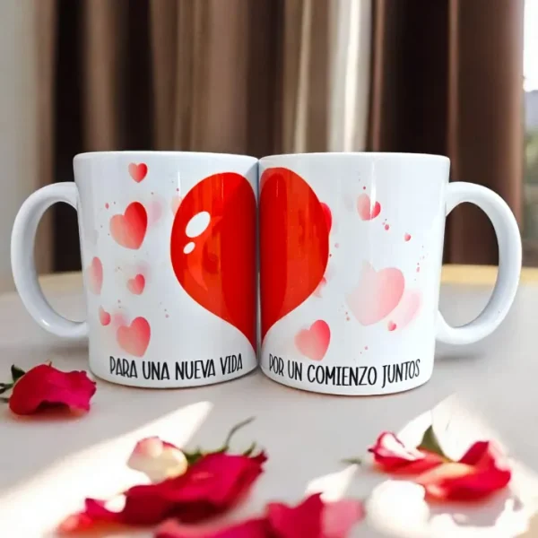 Dos tazas para regalar a tu pareja. Con las frases Para una nueva vida. Por un comienzo juntos.