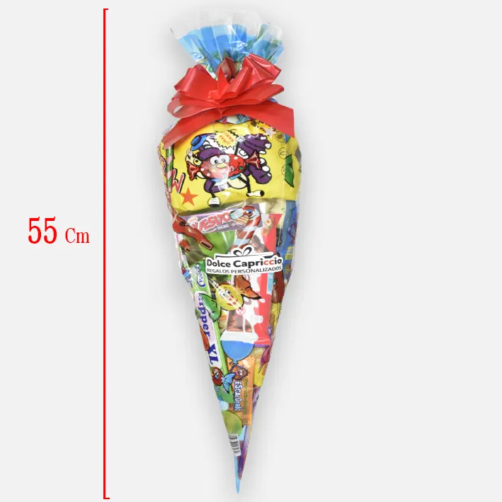 Cono de golosinas con chocolates,surtido, con la medida en este caso 55 Centímetros.