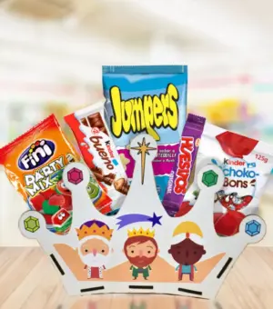 Corona de Reyes Magos con chuches de todo tipo.