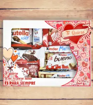 Estuche con chocolates con un mensaje romántico que dice. " Te quiero y no es para tanto es para siempre"