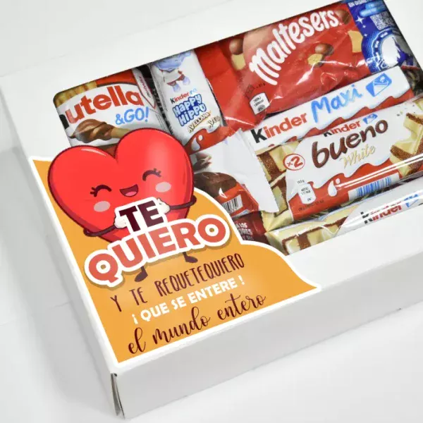 Estuche con chocolates y mensaje Te quiero.