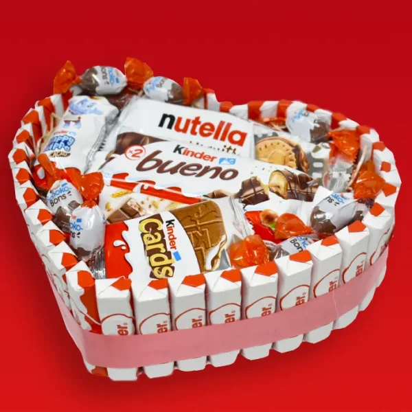 Tarta Kinder en forma de corazón.