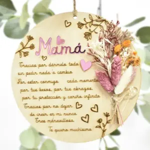 Placa de madera con flores secas y metacrilato. Para regalar a Mamá