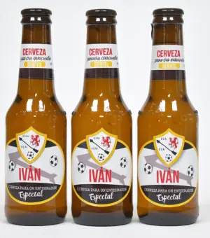 3 Cervezas para regalar a entrenadores de futbol base.