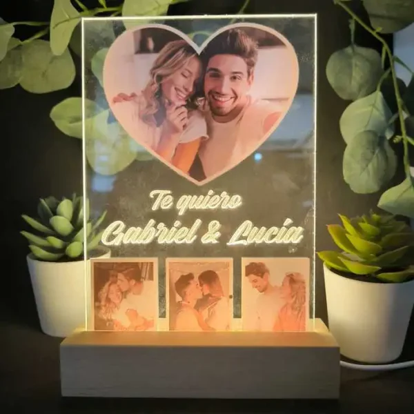 Lampara metacrilato corazón personalizada