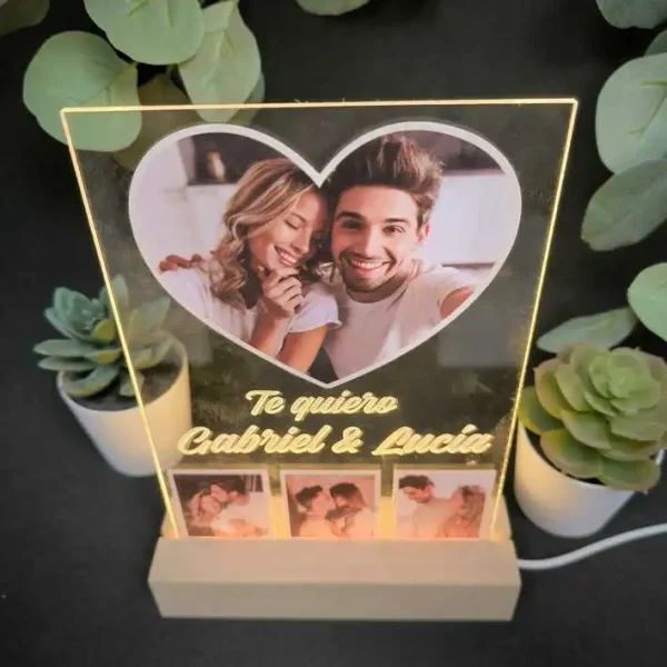 Lampara metacrilato corazón personalizada