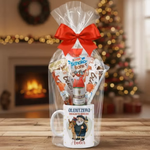 Taza Olentzero personalizada con nombre y rellena de chocolates. Con lazo rojo lista para regalar.