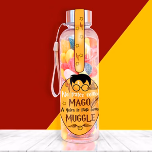 Botella llena de chuches con mensaje de Harry Potter.