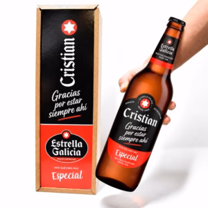 Estuche con cerveza Estrella Galicia personalizado con nombre