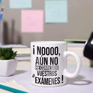 Regalo para un profe con toque de humor. Es una taza divertida.