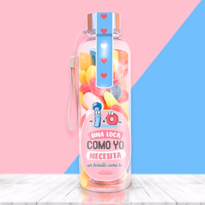 Botellas con chuches para regalar a una amiga loca.